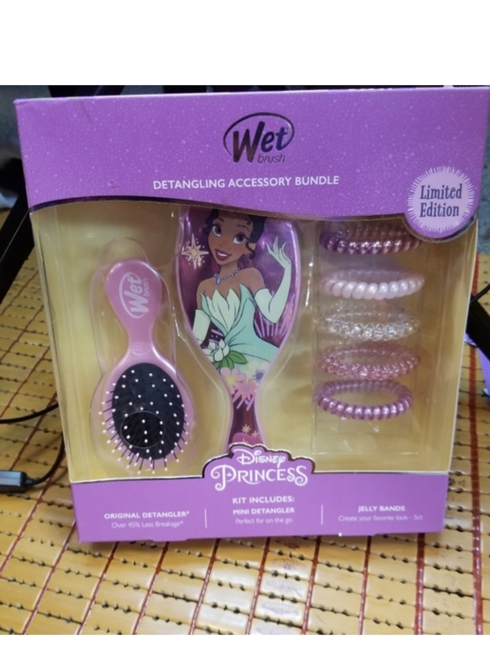 Disney princess detangling accessory bundle brush